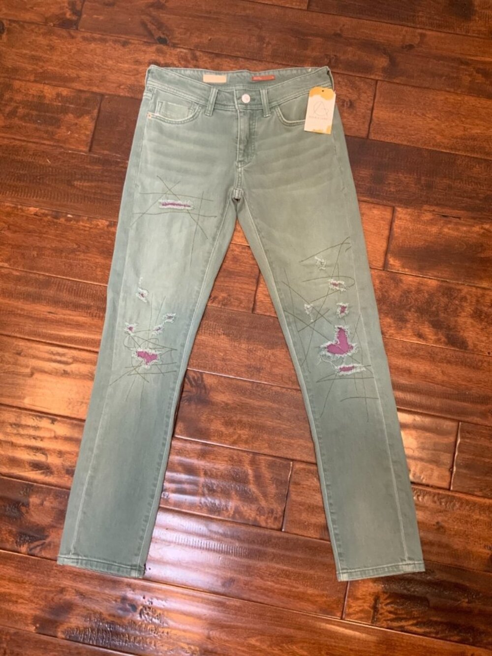 Pilcro Anthropologie Green Distressed Patchwork Denim Slim Boyfriend Jeans Sz 24